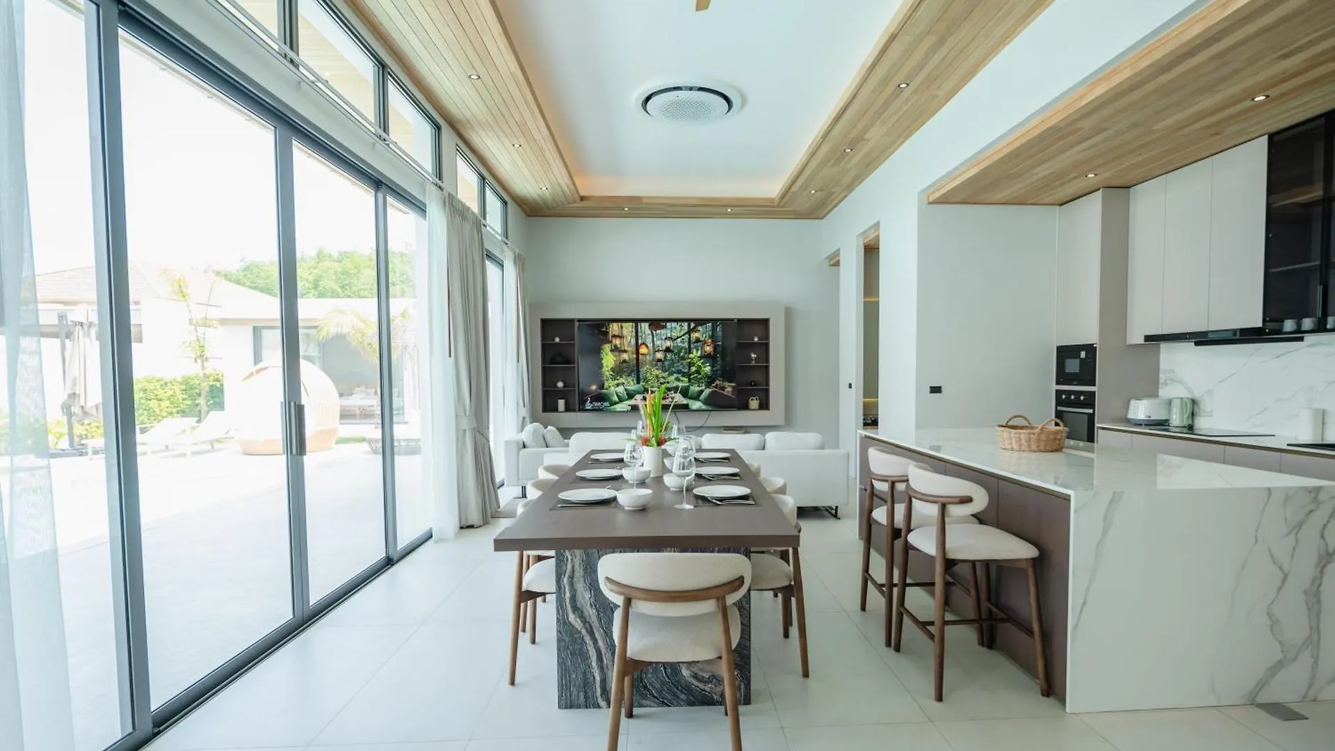 Mouana Breeze Mai Khao 5-Bedroom Pool Villa 9914