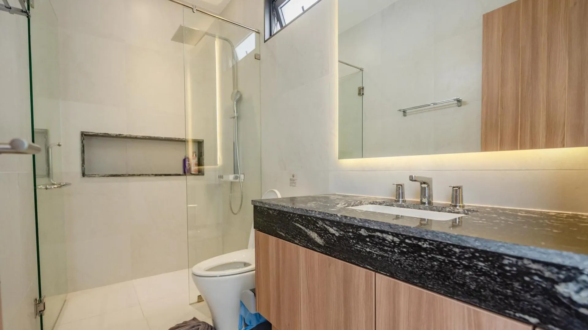 Mouana Breeze Mai Khao 5-Bedroom Pool Villa 9914