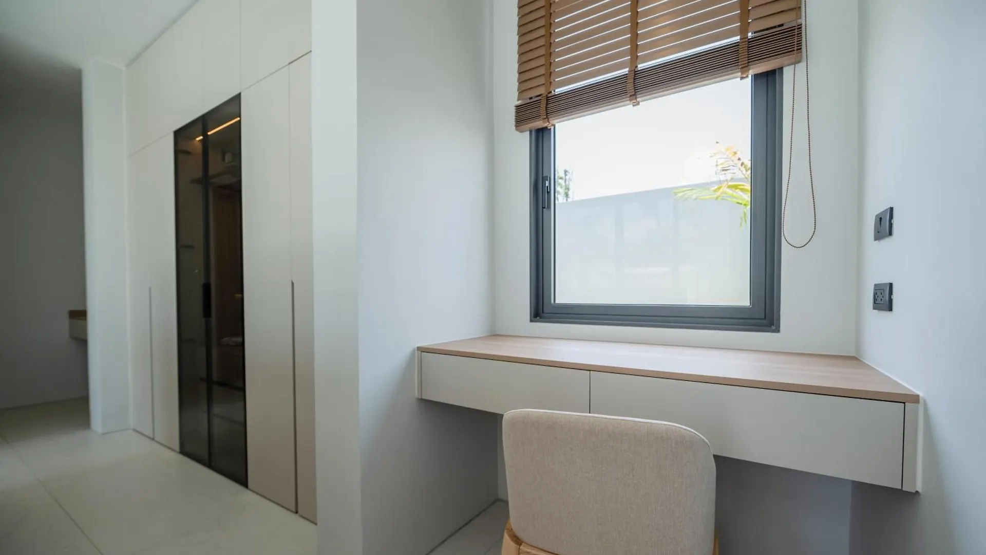 Mouana Breeze Mai Khao 5-Bedroom Pool Villa 9914 0*,  Thailand