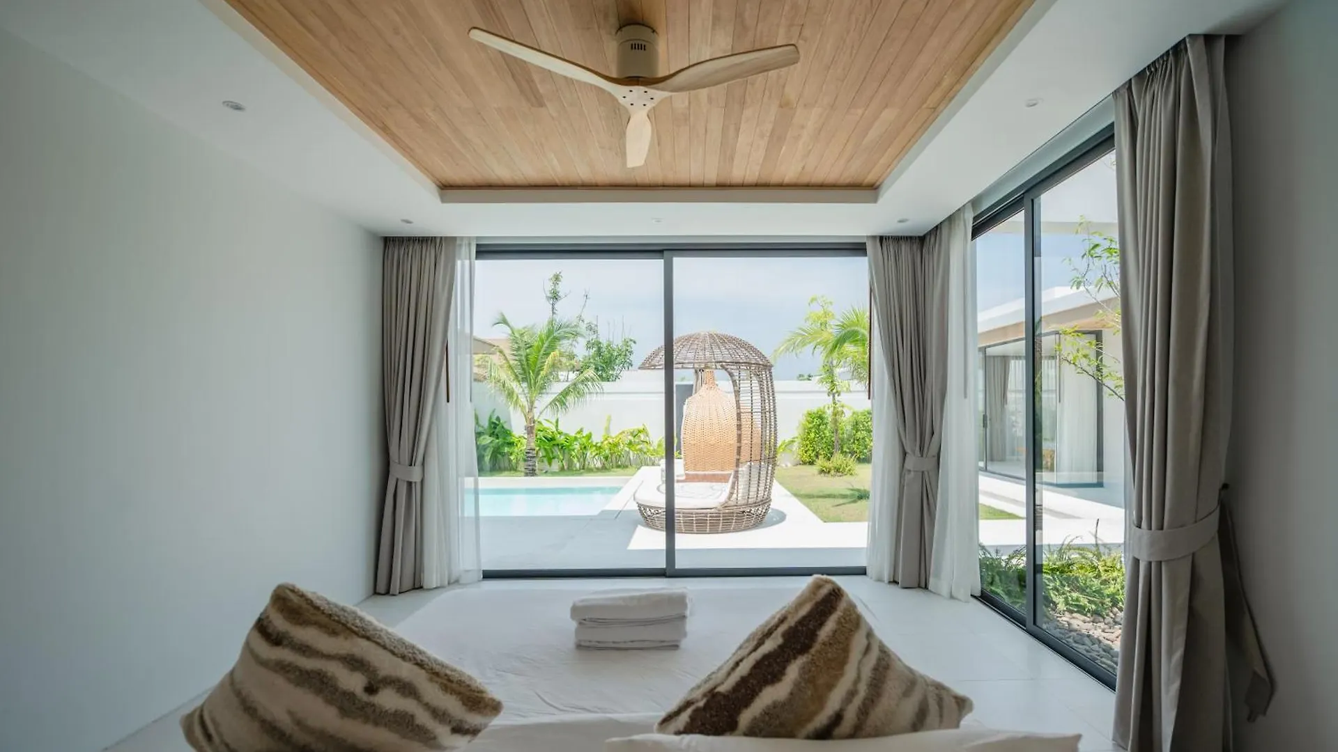 Mouana Breeze Mai Khao 5-Bedroom Pool Villa 9914